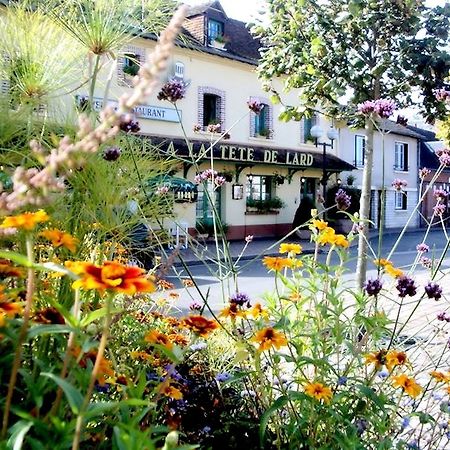 Logis Auberge A La Tete De Lard Ла-Ферте-Эмбо Экстерьер фото